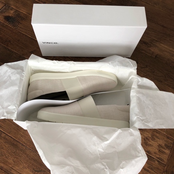 Last Pair! Vince Corbin Pull-on Sneakers Off-White - Picture 2 of 8